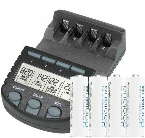 Piles panasonic eneloop aA bK - 3MCC tray 4 pièces avec écran lCD et chargeur bC 700