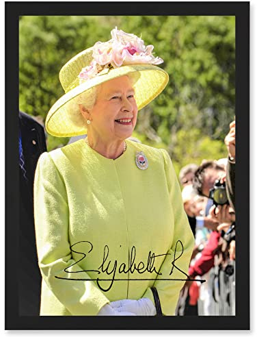 Artery8 The Queen In Yellow Elizabeth II Signature Photo Artwork Framed Wall Art Print A4