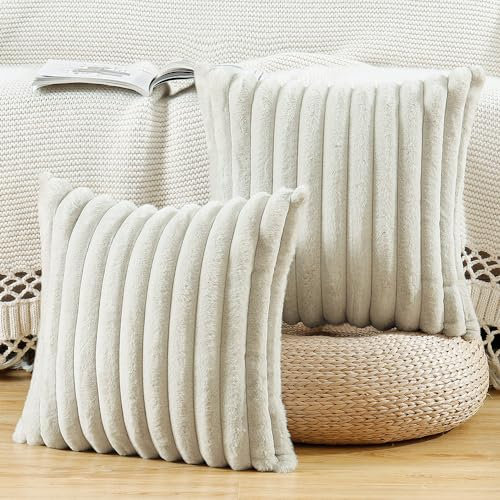 Madizz 2er Set Kunstpelz Plüsch Dekorative Kissenbezüge Flauschig Gestreifte Weich Dekorative Kissenbezug für Sofa Schlafzimmer Kissen Shell Grauweiß 50 x 50 cm