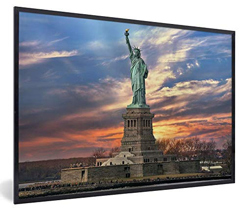 MuchoWow Poster Bilder Wanddeko Deko Wohnzimmer 120x80 cm Freiheitsstatue in New York bei Sonnenuntergang