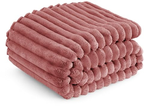 Bedsure Fleece Throw Blanket for Bed - Fluffy Cosy Warm Blankets for Sofa, Soft Cute Double Size Throw Gifts for Women and Girls, Brick Dust, 150x200 cm