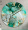 Generico Orologio da Parete,colore verde Soggiorno, Cucina, Moderno,Effetto marmo, Base legno, Lavorazione a resina, Numeri a rilievo, Made in Italy modello Petrolio cm 40