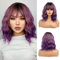 OUFEI Ombre Lila Perücke mit Pony Lockige Perücken für Frauen Kurze Wellige Perücken Synthetisches Haar Hitzebeständige Perücken für Tägliche Party Cosplay Tragen