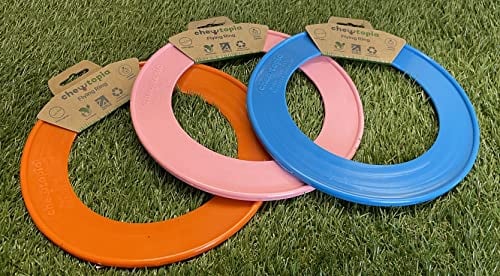 Chewtopia Throw Ring Flying Ring, Frisbee Dog Toy, Flexible and Bright Colour, Made in the UK Fetch Toy, Made From Recycled Plastics, Outdoor Dog Toy
