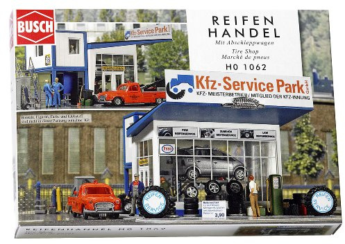 Busch 1062 - Reifenhandel mit Abschleppwagen