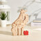 Personalisiertes Holzkunstpuzzle der Giraffefamilie mit Weihnachtsmütze, Holz Giraffe Skulpturen Desktop Ornament Weihnachts Home Tischdekoration, Geschenk für Familie, Oma, Opa Mama, Papa