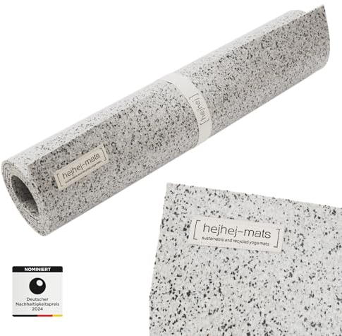 hejhej - eher helle hejhej-mat - nachhaltige & recycelte Yogamatte - produziert in Deutschland - closed-loop und recycelbar - rutschfeste Yogamatte für besten Support und viel Entspannung - 5 mm dick