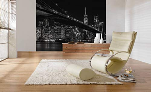 awallo Fototapete – Motiv «Brücke zur Skyline» in Schwarz, Weiß | 336x260cm | XXL Bild-Tapete Wand-Bild Digitaldruck | hochwertige Vliestapete – Made in Germany | einfache Verarbeitung