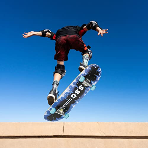 7-Lagiger Kanadischer Ahorn Double Kick Deck Skateboard - Für Anfänger Mädchen Jungen, Trendiges Design, ABEC (79 * 20 * 13 cm - Blaues Feuermuster Mit Blitzrad)