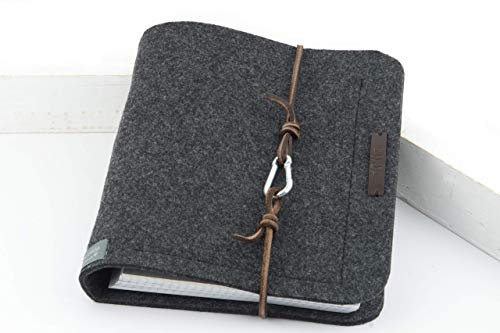 Ringbuch Notizbuch Ringordner PERSONALISIERT A5 Filz Name Kalenderhülle Filz dunkel grau, braunes Leder Geschenk Schule Abitur Ausbildung Studium Karabiner lässig 2,2cm Füllhöhe, 2 Ringe