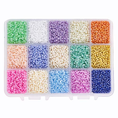 Pandahall 19500 Stück 15 Farbe 12/0 Glas-Rocailles Taillenperlen 2 mm Mini-Perlen mit Behälterbox für Freundschaftsbänder zum Herstellen von Sommer Küsten Perlenweben