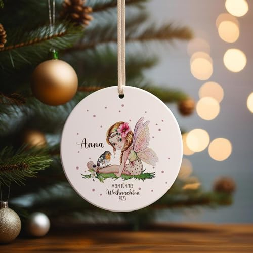 Weihnachtskugel Weihnachtsschmuck Keramik Baumanhänger Mein fünftes Weihnachten personalisiert Namen Wunschname Elfe Fee mit Vogel Tiere Baumkugel Geschenk wkp43 ilka parey wandtattoo-welt