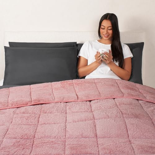 Brentfords Teddy Fleece Heavy Weighted Blanket for Adults Quilted Pockets Throw, Blush Pink, 150 x 200cm - 8kg