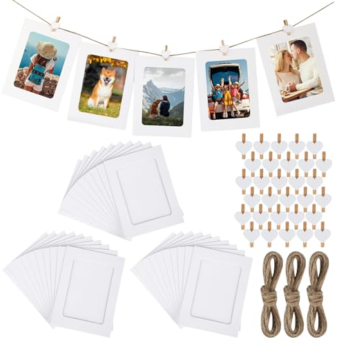30 Stück weißer Fotorahmen, Fotorahmen Aufhängen, 11,5 x 15,5 cm DIY Karton Bilderrahmen, Kraftpapier Bilderrahmen mit 30 Holzclips und 3 Hanfseil für Wohnzimmer Schlafzimmer Geburtstagsfeier Schule