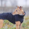 EDEL&SCHNELL Hundemantel warm, Hundejacke aus Wolle, Wintermantel für Hunde mit Rückenlänge von 45-50cm, Schwarz mit langem Kragen und Reflektoren