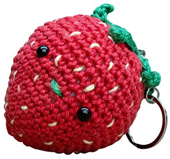 Hardicraft Häkelpaket Häkelset zum selber Machen mit Anleitung und Material für Taschenanhänger Erdbeere, ca. 7cm