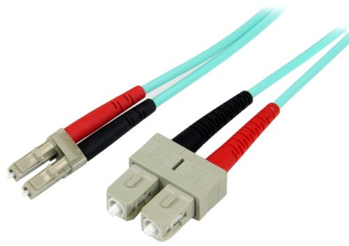 StarTech.com Cavo in fibra ottica multimodale LC-SC UPC OM3 da 2 m - Fibra full duplex 50/125µm, reti 100G, LOMMF/VCSEL - Bassa perdita di inserzione <0.3dB - Cavo patch in fibra LSZH (A50FBLCSC2)