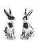 Logbuch-Verlag 2 kleine Osterhasen Figuren aus Porzellan Silber 13 cm Moderne Osterdeko zum Hinstellen Hasenfigur als Ostergeschenk