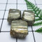 MKNAZ Pyrit-Kristall-Kies-Würfel-natürlicher Eisen-Pyrit-Trommelstein-Quarz-Yoga-Stein 3pcs schöner Kristall Haushaltswaren