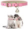 Collier pour Chat en Cuir avec Substrat en Daim Confortable,Réglable Collier Chat Anti Étranglement,Collier pour Chaton Mignon avec Cloches et Fermoir en Métal pour Chatons ou Chiots