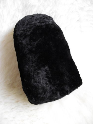 Förster-Fellnest Weicher, stimulierender Streichelhandschuh - Massagehandschuh aus rundum echtem Lammfell für die besondere Massage, durchblutungsfördernd, entspannend