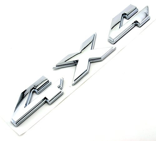 Logo 4 x 4 in plastica cromata, 21 x 3,2 cm