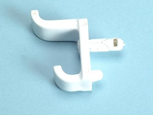 Plasplug Dhw133 White Double Hook (Card 1)