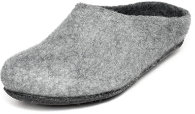Magicfelt Filzpantoffeln 709 aus Mulesing-freier Merino-Schurwolle – Handgefertigte & anatomisch geformte Hausschuhe für Damen & Herren Größe EU 36-50 – Filzclogs mit Filz-Latex-Sohle Grau, 36
