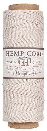 Hemptique Hanfschnur, 100% natürliche Hanfschnur, Einzelspule, 62,5 m – Handwerker Nummer 1 Wahl – 0,5 mm Schnur für Schmuckherstellung, Makramee, Scrapbooking und mehr – natürlich