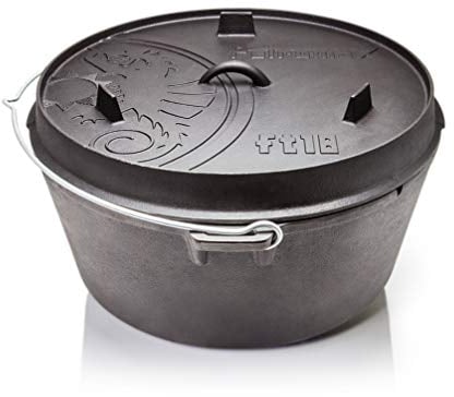 Petromax Feuertopf ft18 - Dutch Oven mit planem Boden für alle Herdarten, Gasgrill, Backofen, Gaskocher und offenes Feuer - sofort einsatzbereit ohne Einbrennen - Kochtopf mit Deckel - 16,1 Liter