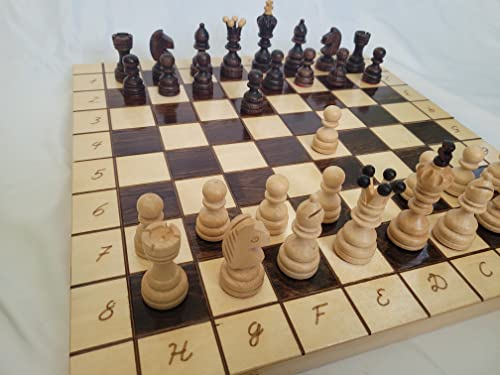 Schach, abschließbare Kassette, gebrannte Linien, handbemalte Felder, 44cm x 44cm Einleger, geschnitzte Figuren, Spiel für Kinder und Erwachsene, Geschenk