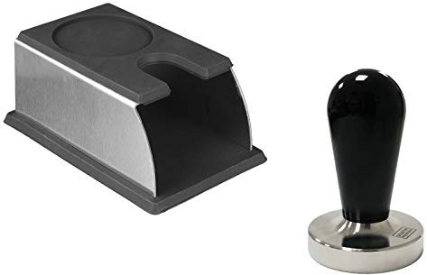 scarlet espresso | Tamperstation »Professionale« aus Edelstahl mit Tampermatte aus lebensmittelechtem Silikon zur Ablage des Tamper nach dem Tamping (Set: Station schwarz + 51 mm Tamper)