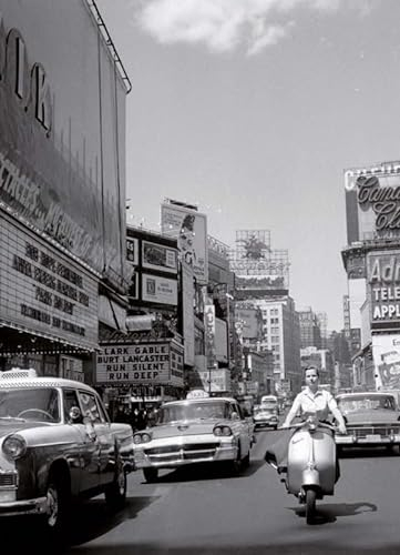 Tushita Postkarte schwarz weiß: New York Scooter