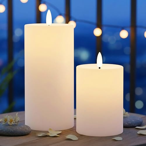 Solar Stumpenkerzen mit Flammen Effekt 2er Set - 10 + 15 cm - Künstliche LED Kerze warm weiß solarbetrieben für Außen - Garten Deko Tisch Beleuchtung Gartenkerze Dekokerze Laternenkerze