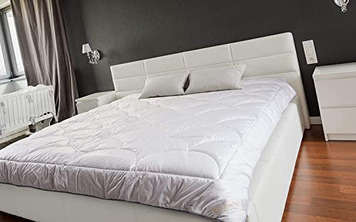 Klassische Bettdecke aus Merinowolle, gefüllt mit Wolle. Ganzjährig, Bezug Weiche 100% Baumwolle Atmungsaktiv - Bequem - 400g/m2 (120 x 150 cm)