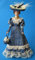 CREAL SàRL Puppe Dame Lady Elegantes blauen Kleid und Hut Puppenstube Miniatur 1:12