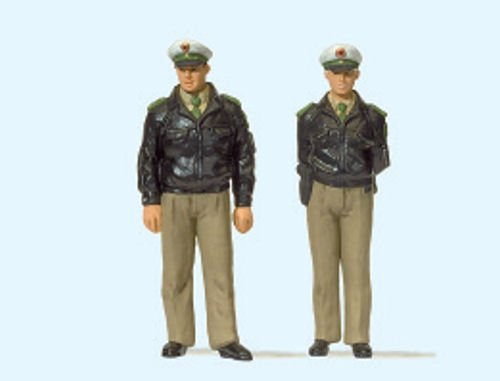 Preiser 63100 Polizisten stehend Grüne Uniform