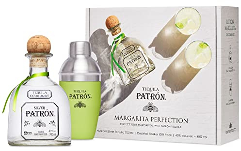 PATRÓN Silver Premium Tequila, 40% Vol. 70 cl / 700 ml, e la confezione regalo con shaker, nasce dalla migliore agave blu weber ed è prodotta artigianalmente in piccoli lotti in Messico