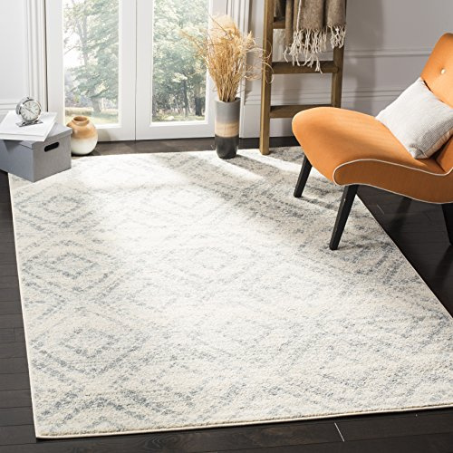 SAFAVIEH Modern Teppich für Wohnzimmer, Esszimmer, Schlafzimmer - Adirondack Collection, Kurzer Flor, Elfenbein und Hellblau, 155 X 229 cm