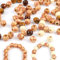 300 Stück Gemalte Holzperlen mit Loch, Natürliche Holzperlen Haarperlen für Zöpfe Armband DIY für handgemachten Schmuck