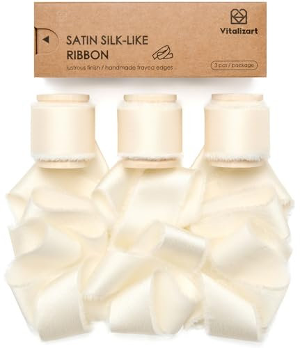 Vitalizart Elfenbein Satin Geschenkband 2,5 cm x 13,7 m Hölzerne Spule, Creme Weiß Handgemachtes Ausgefranstes Seidenband für Geschenk Verpacken Hochzeit Brautsträuße Urlaub Dekor