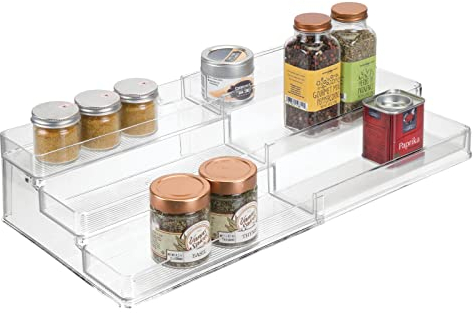 mDesign Gewürzregal für Küchenschrank und Arbeitsfläche – ausziehbarer Gewürzständer aus Kunststoff für Ordnung in der Küche – praktischer Küchen-Organizer auf 3 Ebenen – durchsichtig