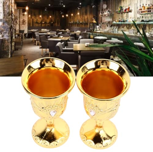BLSYHDH Mini-Goldkelch, 2 Stück, Chinesischer Kelch, Retro-Gold, Schlicht, Elegant, Metallbecher, Geprägtes Muster, Zuhälterbecher für Party, Party, Bankett, Bar, Familie, Alkohol, Likör, Bargeschirr,