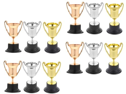 Plastikpokal Kleiner Pokal für Kinder, 24 Stück Kunststoff | Leicht, Sicher für Kinder, Leicht zu Reinigen, für Feierdekoration, Schule und Auszeichnungen