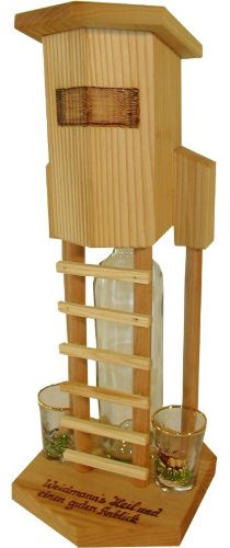 Hochstand mit Flasche und Stamperl