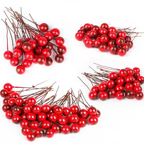 VEYLIN 100 Pcs Christmas Holly Berries, Red Berries Artificial Red Berries for Xmas Wreath Decorations Wreath Making Supplies