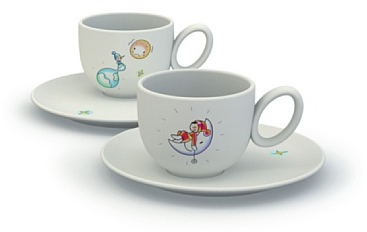 Alessi AMMI18SET1 Niki fra Le Stelle Niki e Saturno Preoccupato, Niki e la Luna Desolata Set di Due Tazze, in Ceramica Stoneware Decorata, con Sottotazza