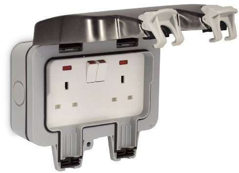 BG WP22 13 A 2-Gang Storm Weatherproof Outdoor Switched Socket Double Pole by Masterplug