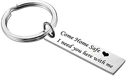 BCughia Schlusselanheger Cool, Cute Schlüsselanhänger Rostfreier Stahl 32X32Mm Schlüsselanhänge Gravur Come Home Safe I Need You Here Me