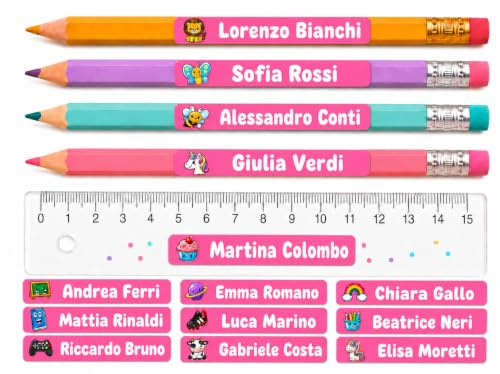 150 Etichette Adesive Personalizzate Scuola (50x10mm) – Sticker con Nome per Penne, Matite, Quaderni, Materiale Scolastico – Colori Vivaci, Maxi Confezione, Alta Adesività, Ultra Resistenti (ROSA)